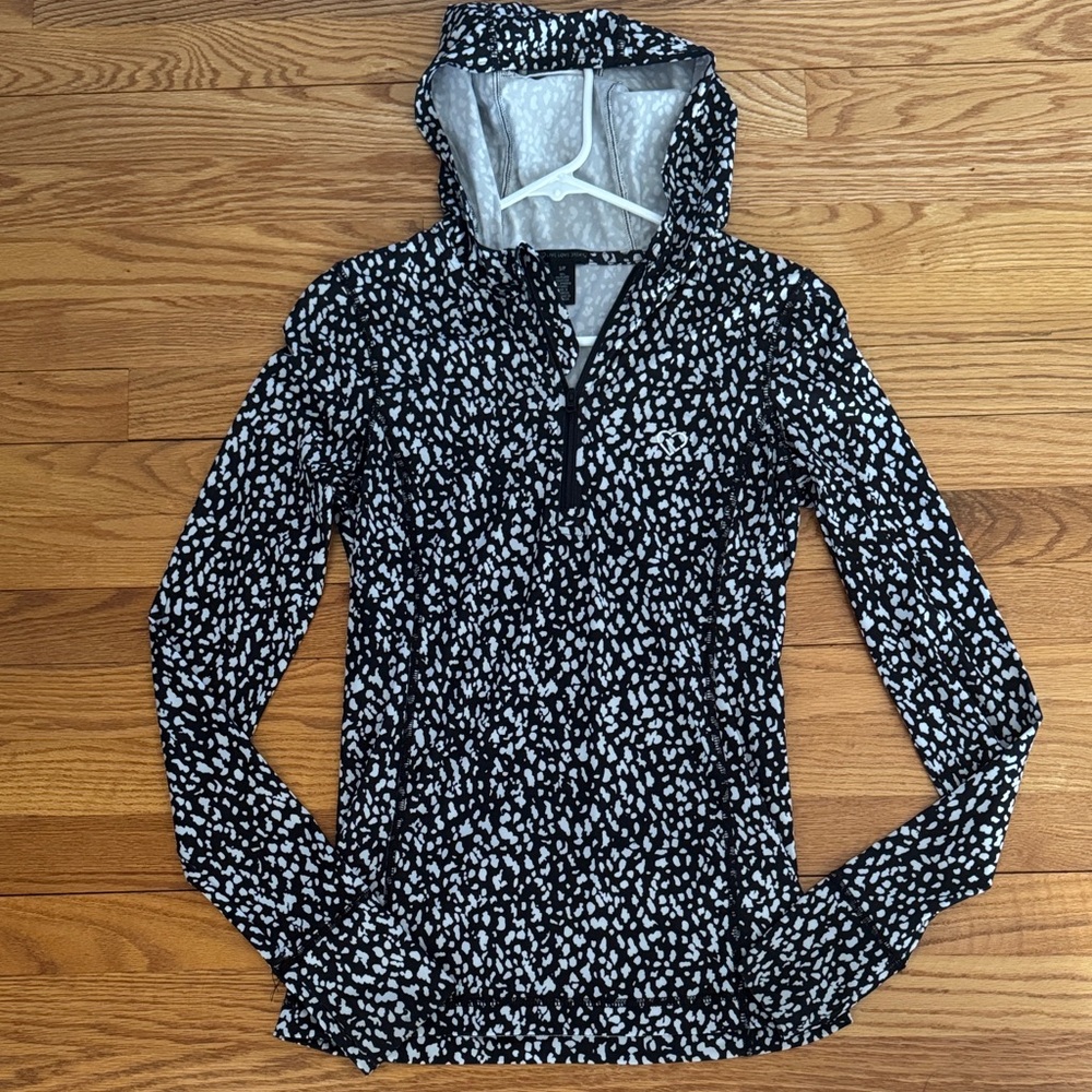 Aeropostale Black and White Printed Hooded Pullover Jacket